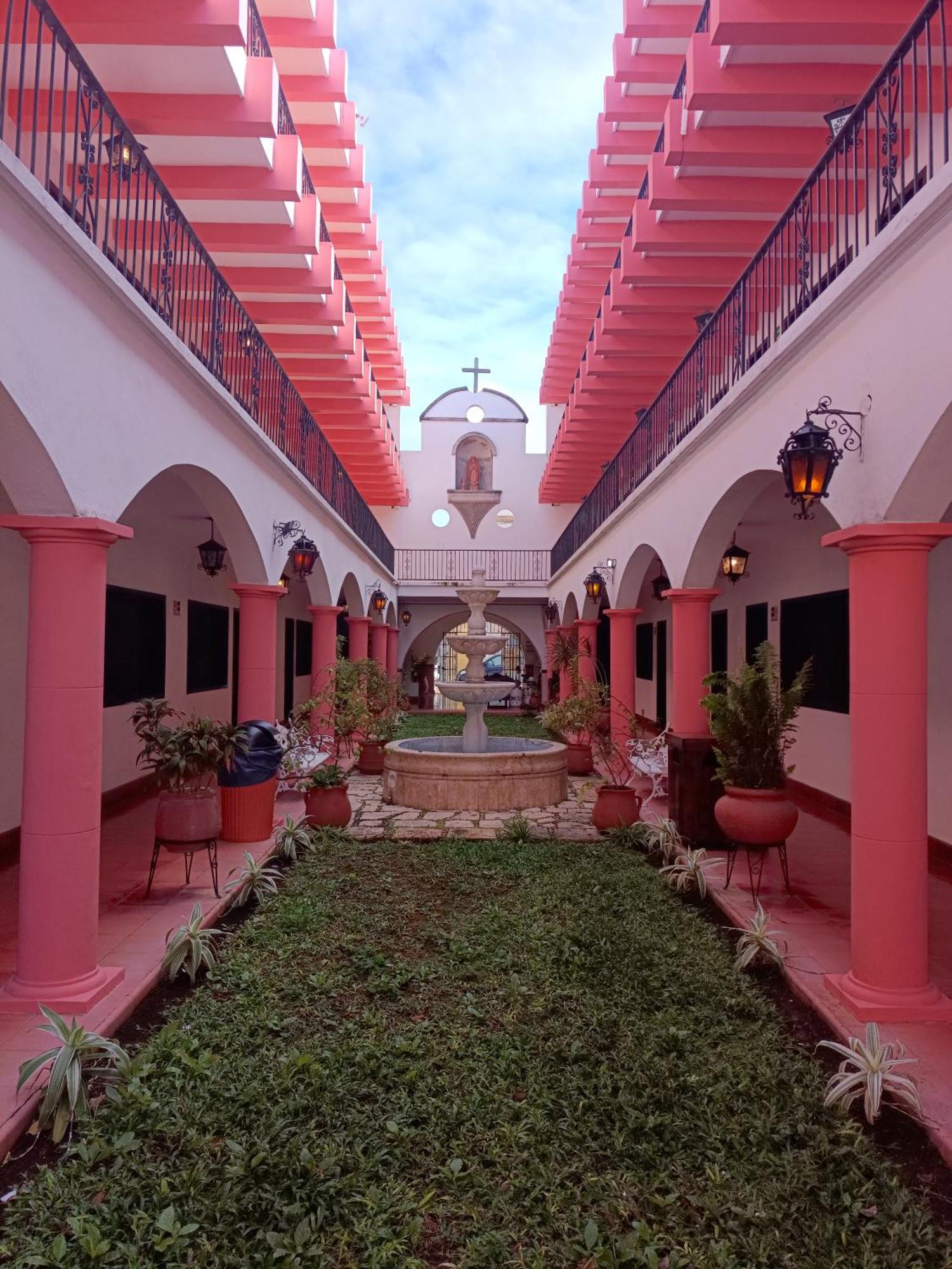 Hotel Zaci Βαγιαδολίδ Εξωτερικό φωτογραφία